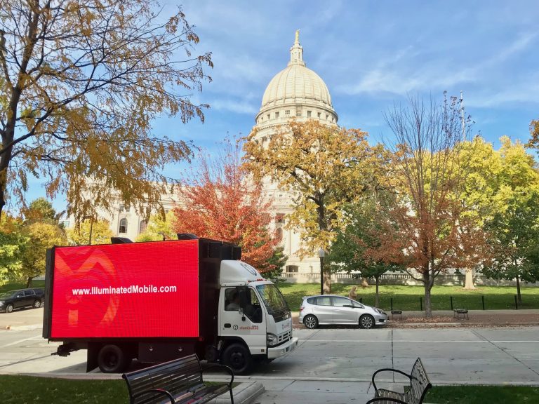 minnesota mobile billboard led screen rental led truck billboard advertising