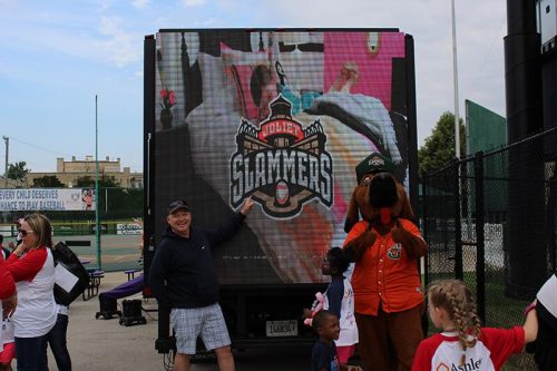 minnesota mobile billboard led screen rental led truck billboard advertising