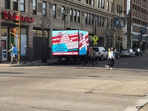 st louis mobile billboard led screen rental led truck billboard advertising